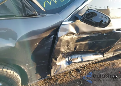 2020 Chrysler 300 Limited Awd z USA, uszkodzony, nr VIN 2C3CCAKG5LH142031